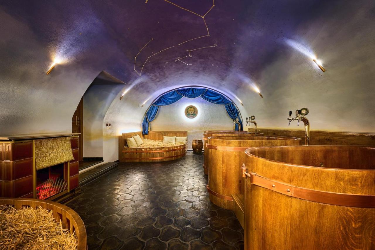 פראג Spa Beerland Chateaux - U Zlate Hrusky / At Golden Pear מראה חיצוני תמונה